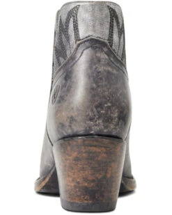 Ariat Women's Naturally Distressed Western Booties - Snip Toe  -Western Shoe Store 2000355162 001 P3