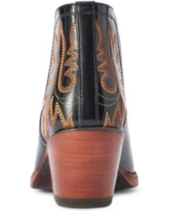 Ariat Women's Dixon Patent Spade Western Booties - Snip Toe 7 Ariat Women's Dixon Patent Spade Western Booties - Snip Toe -Western Shoe Store 2000371160 001 P3